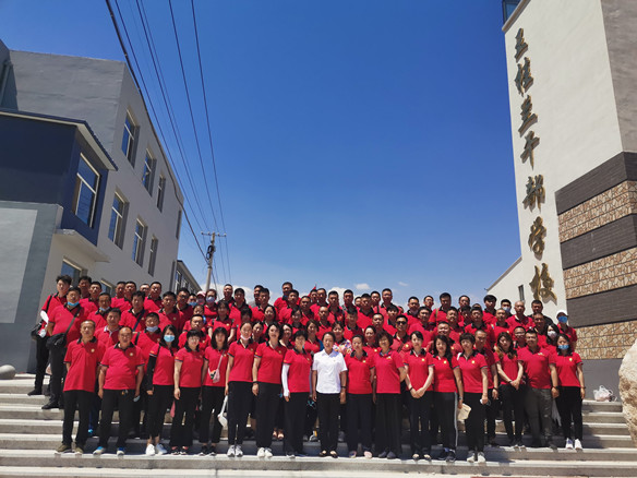 汲取榜樣力量、學(xué)習(xí)拼字精神——2020年黨員活動(dòng)紀(jì)實(shí)