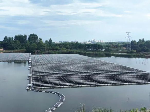 全球足跡 | 運行2年，陽光能源打造水面光伏電站的“克萊因藍(lán)”樣本